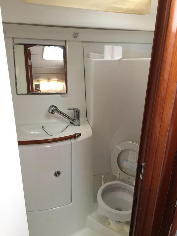 Puerto Calero Boat Hotel ภายนอก รูปภาพ
